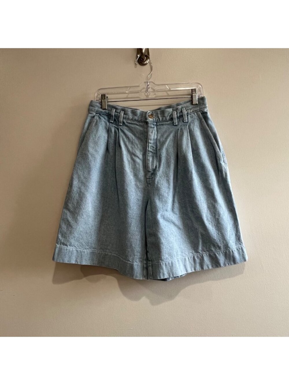 Dockers Vintage 90s High Waisted Pleated Denim Shorts Womens 14 Light Wash